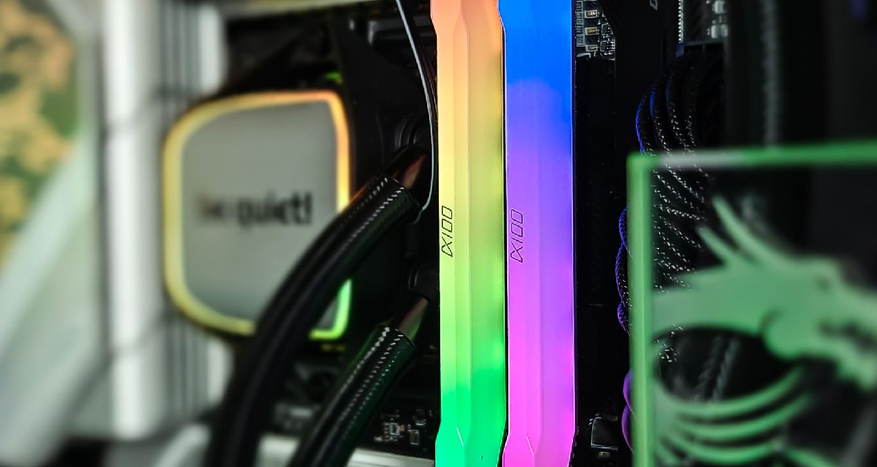 漂亮又能打，3倍發光RGB，佰維WOOKONGDX100 DDR5 6800內存實測