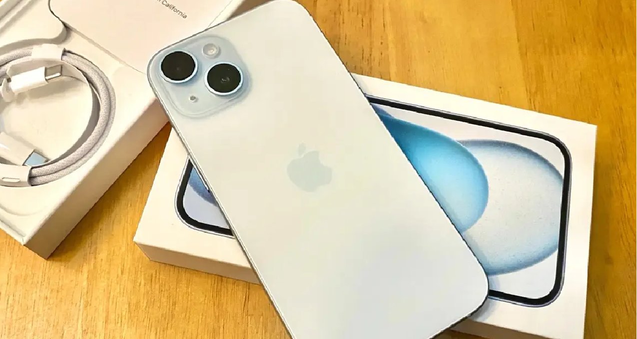 苹果推送iOS17.4，果粉：更新个寂寞，二手机难转手
