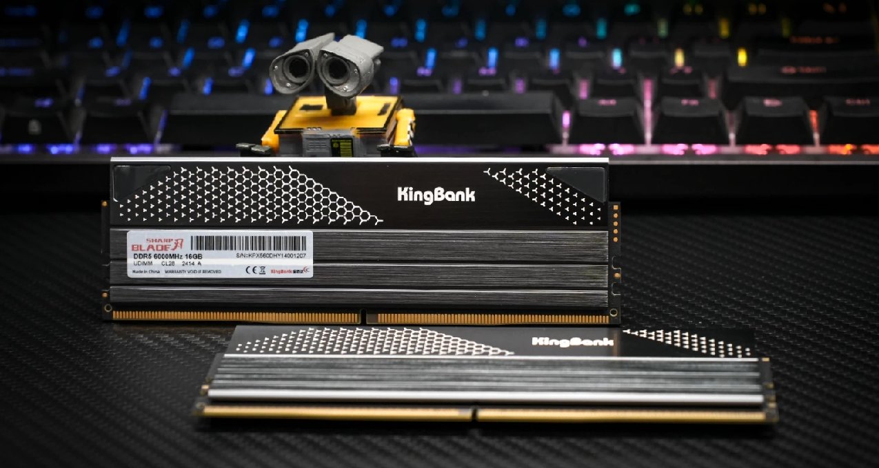 CL28超低延迟加持，频率最高8200！金百达星刃DDR5内存上手实测