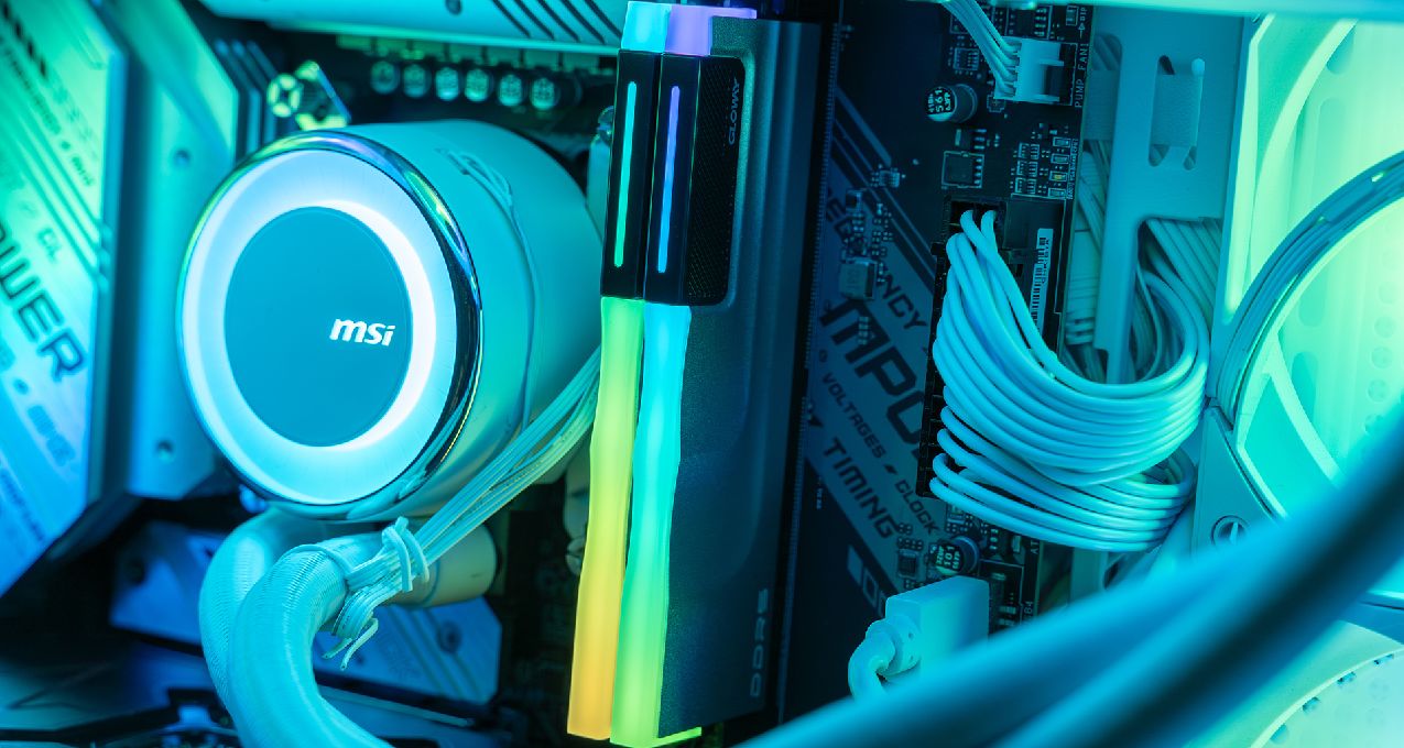 助14600KF超8000延迟降至51ns，光威神武RGB DDR5 7000 32GB评测