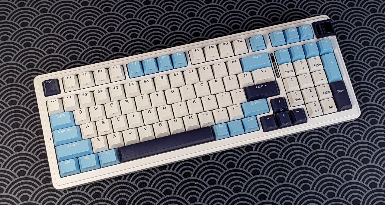 618想要入手大配列性价比键盘？不如看看这把开局巅峰的胶坨坨！