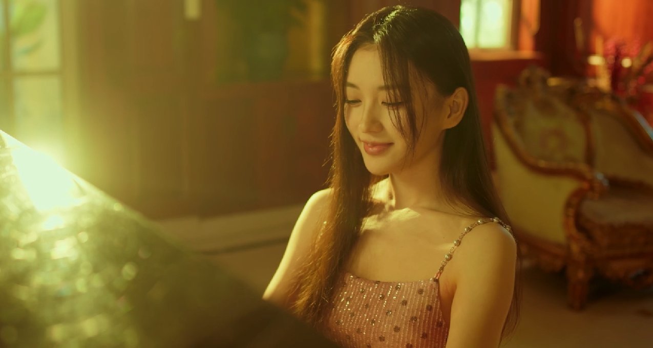 好端端的美女，怎麼就變成女鬼了