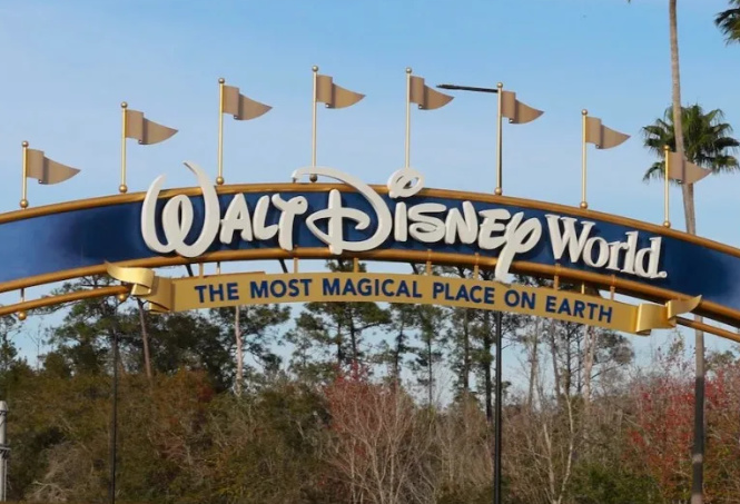 迪士尼內食物致遊客死亡    “Disney+”免費試用條款竟成拒賠理由