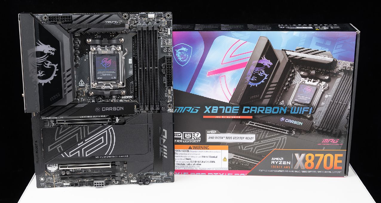 微星MPG X870E CARBON WIFI主板開箱：碳纖感更強，細節和擴展拉滿