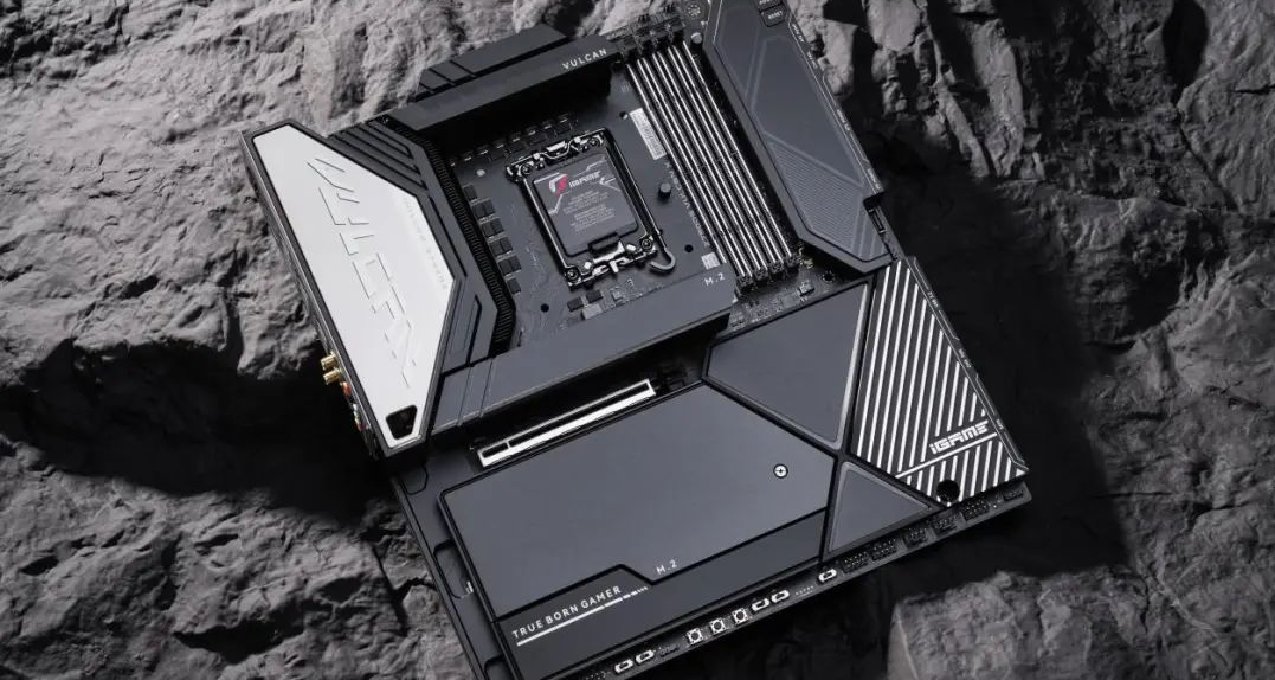 極致堆料，不負超旗艦之名！iGame Z790D5 VULCAN X黑火神主板測評