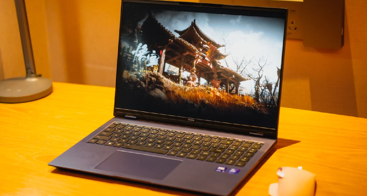旅途中想暢玩《黑神話：悟空 》？看榮耀MagicBook Pro 16輕鬆拿捏