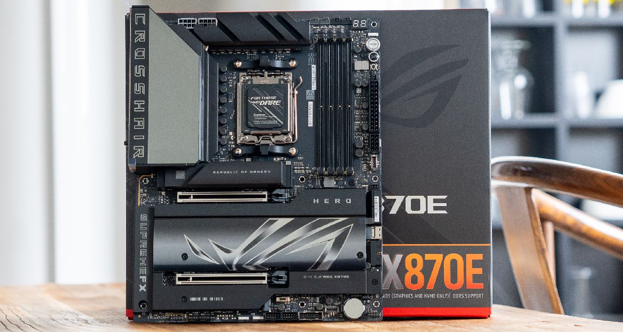 9950X最強搭檔登場：華碩ROG X870E HERO 開箱分享