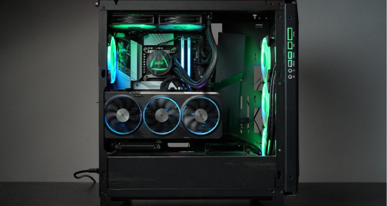 輕薄本不夠用，我選一步到位裝14700K+B760M雕妹+4070S的ARGB主機