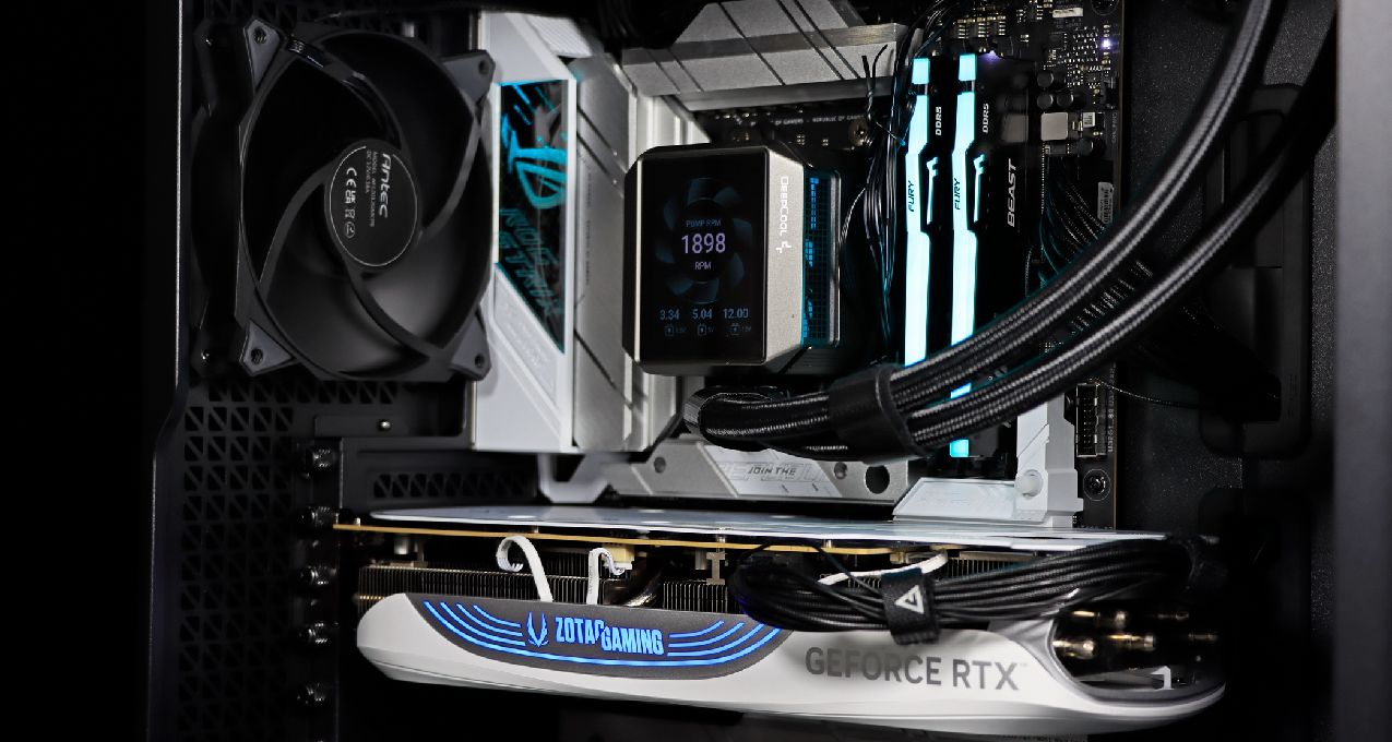 9900X VS 14900K，誰是多面手？X670E 吹雪與 4080 SUPER 月白搭臺