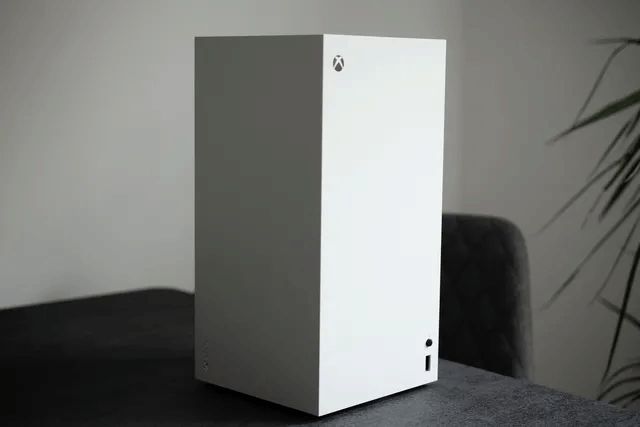 微軟今日發佈三款全新Xbox主機！白色版XSX太漂亮了