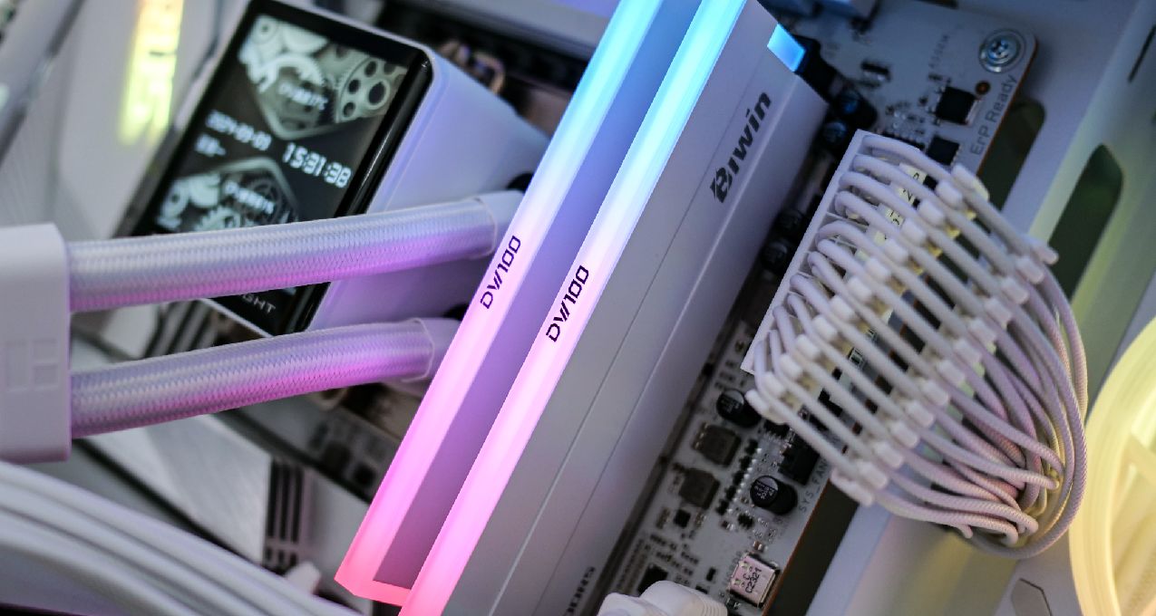 特挑顆粒，輕鬆8400MHz | 佰維DW100時空行者DDR5 RGB內存首發測評