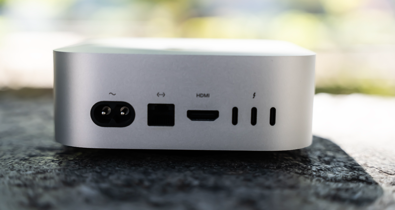 國補3500入手丐版Macmini M4，極空間Z423無縫擴容20TB