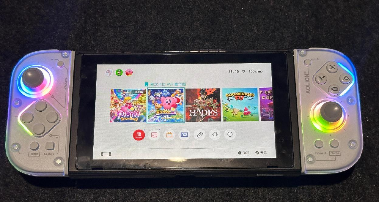 分体式手柄颜值天花板！超高性价比Joycon平替——澳加狮J20