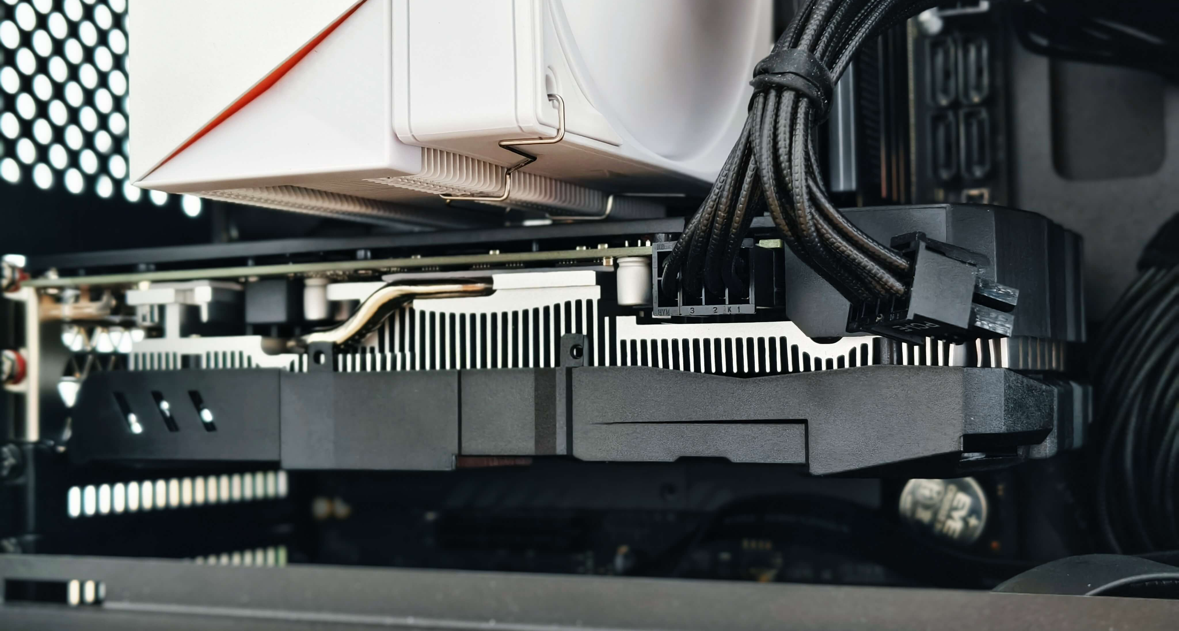 全网首发无损显卡快拆“寨”板，3年质保RX580显卡性能是真可以！