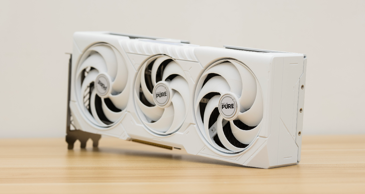 RDNA4利刃出鞘，撕裂价格！AMD Radeon RX 9070XT 9070测评
