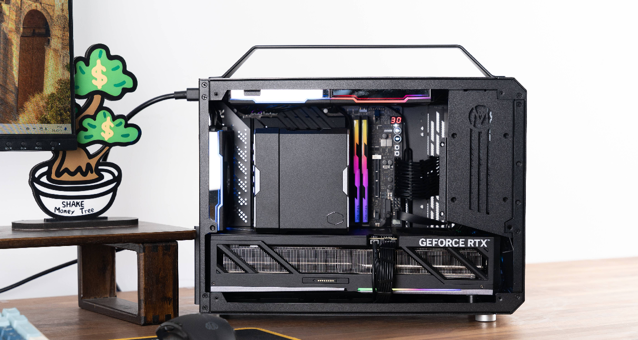 迷你机箱的极限装机答案：5080+9800X3D