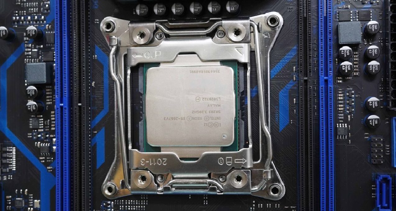 30元E5大船再上车，华南金牌X99-CD4 GAMING搭E5 2667V3装机