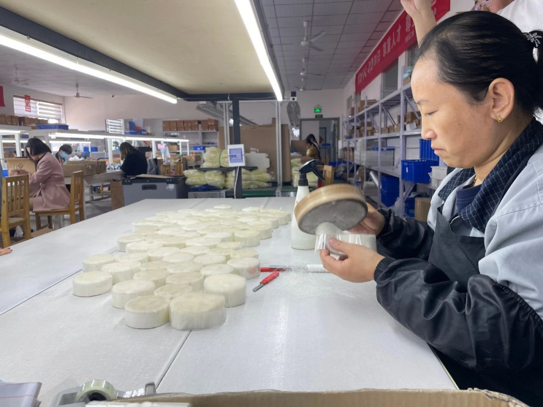 极限拉扯的关税面前，跨境卖家可能需要更多的“拼多多”