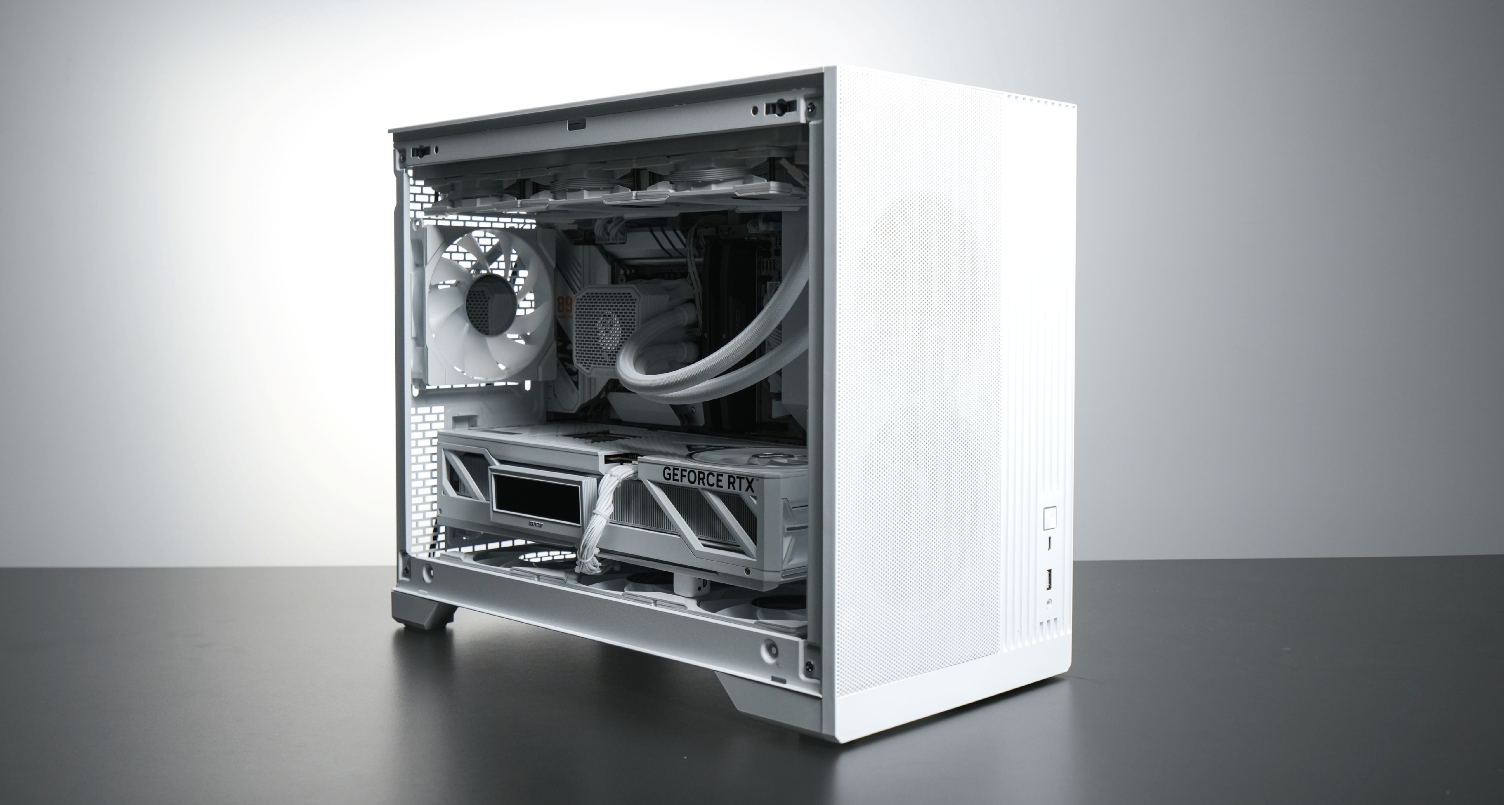 小鋼炮MATX機箱 追風者XT M3  5090白火神裝機分享