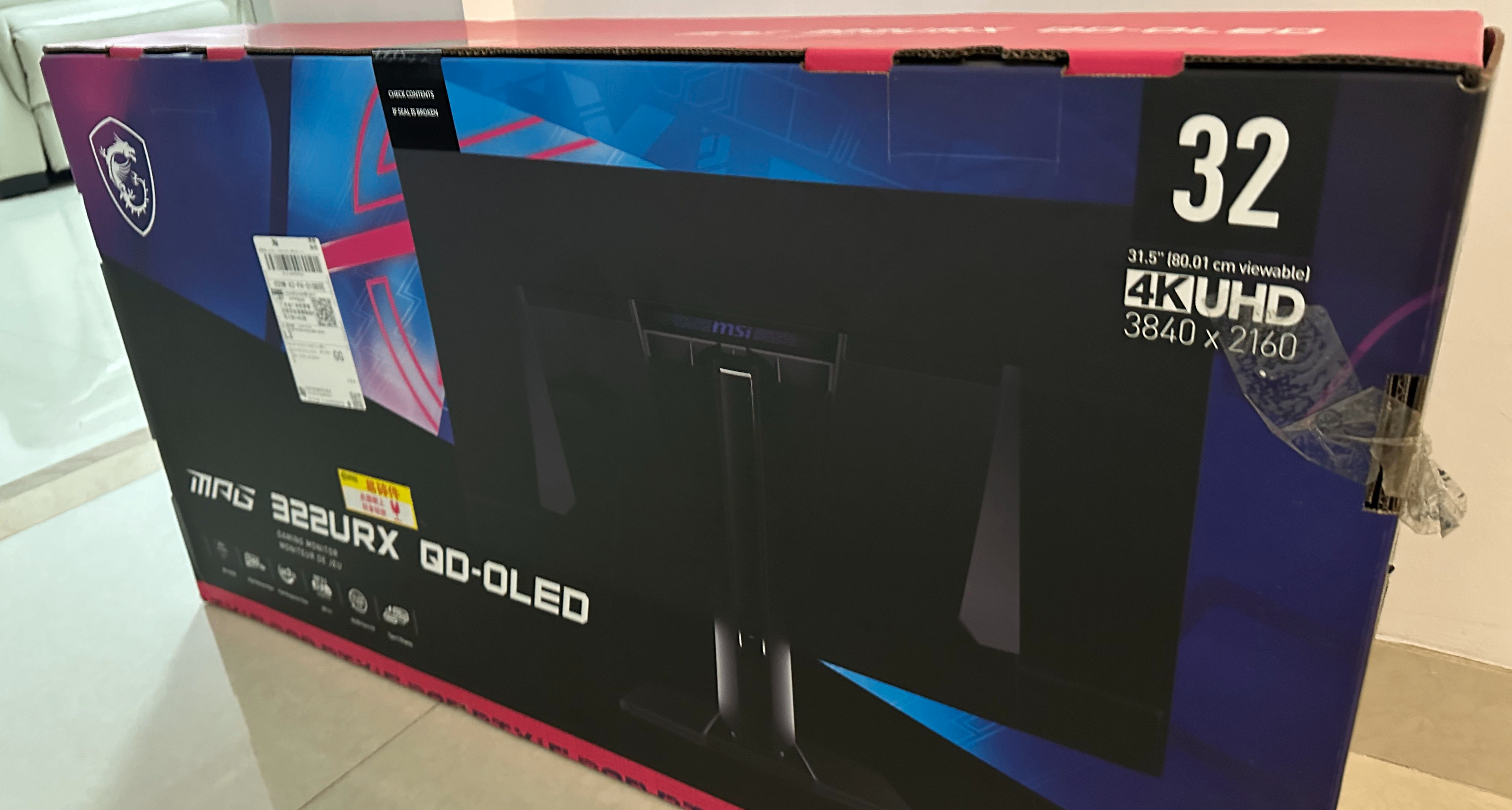 開個箱，微星 4K 240hz 322URX QD-OLED顯示器
