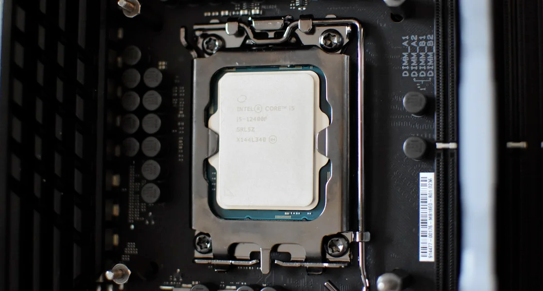 眼熟？英特爾將推出用於LGA1700平臺的全P核酷睿120F 六核處理器