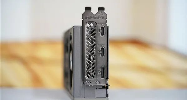 AMD下代顯卡率先升級HDMI 2.2！但卻是殘血版