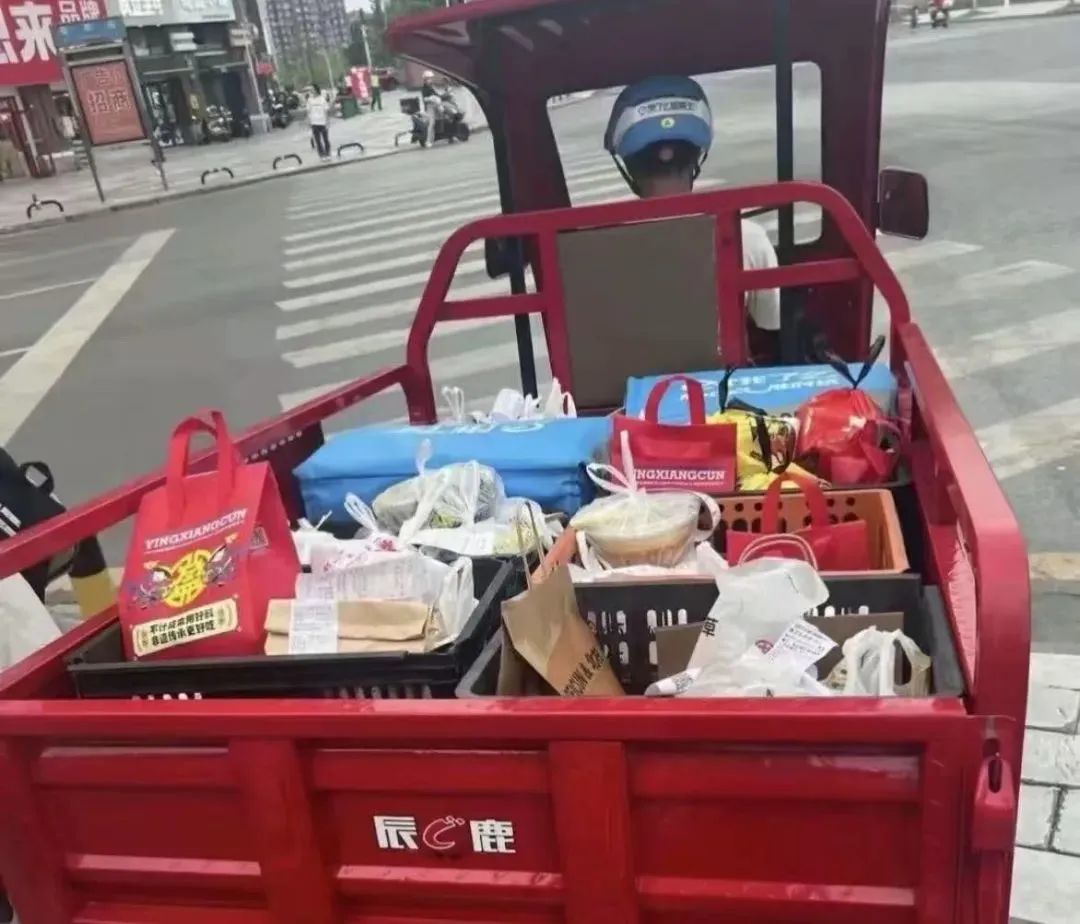 淘宝大战美团，他们怎么又搞了个