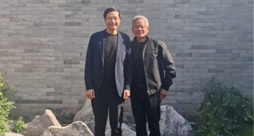 黃仁勳回應大熱天穿皮衣：因爲西裝只有一套，還沒有乾洗！