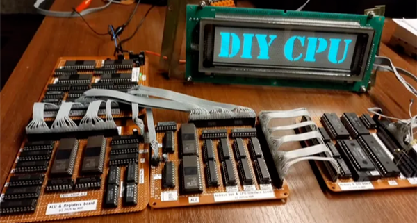 真·手搓CPU！旧芯片打造完整CPU：纯手工焊接+1800行汇编代码