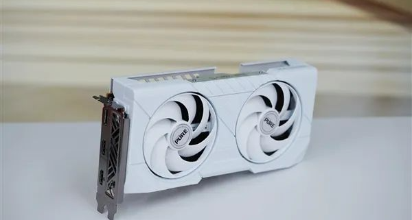 8GB与16G显存销量断档：RX 9060 XT 16GB销量是8GB的68倍！