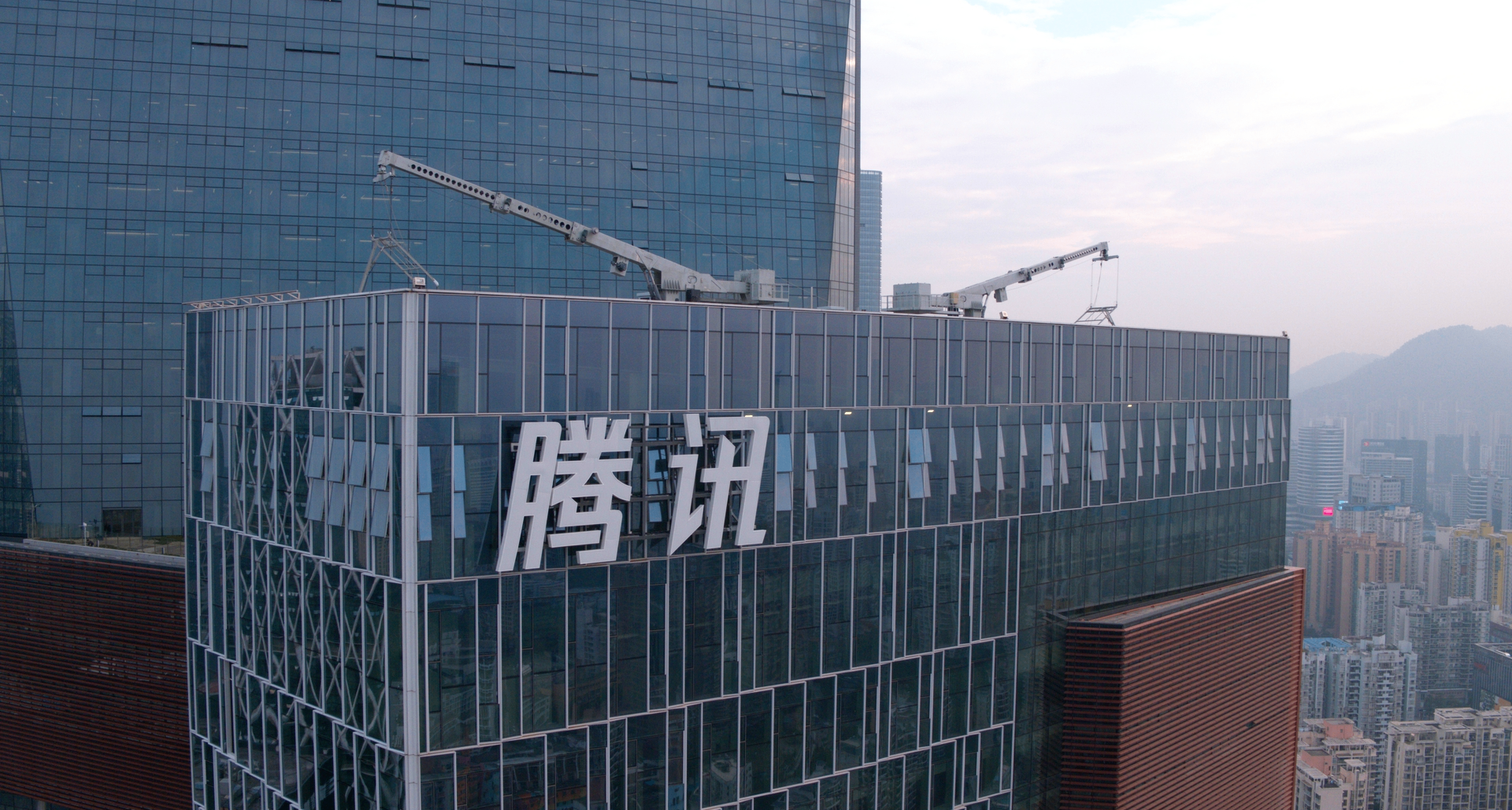 王者、和平、三角洲、瓦…史無前例，騰訊的“頭牌”全線爆發了！