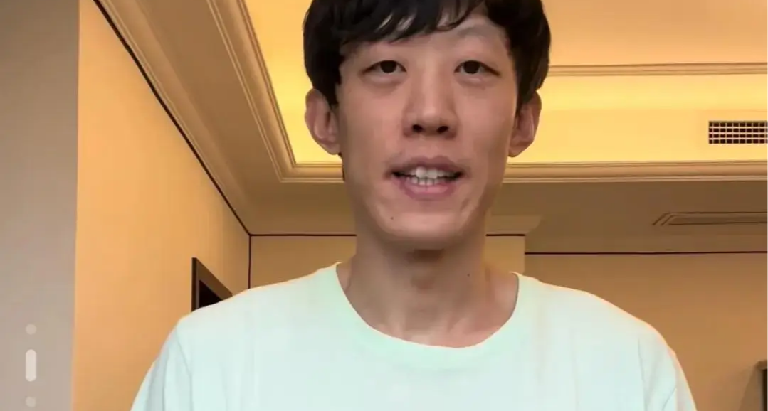 跳高網紅張國偉直播闢謠賣號，直播間13分鐘5萬人，光速下播