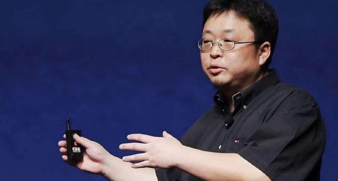 西贝召开全员大会：1.8 万人备战！罗永浩：超 90% 网友力挺我！
