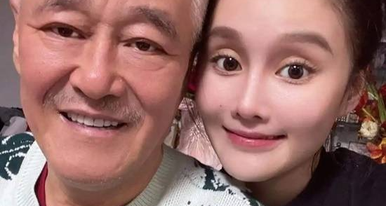 赵本山女儿回应“哥哥不争气”：起码没乱交朋友，我爸要求不高