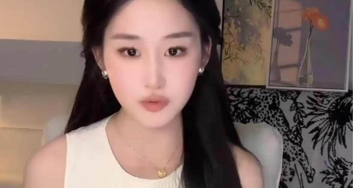 撞脸刘亦菲网红曝直播原因：曾在深圳实习月薪两千，为生计入行