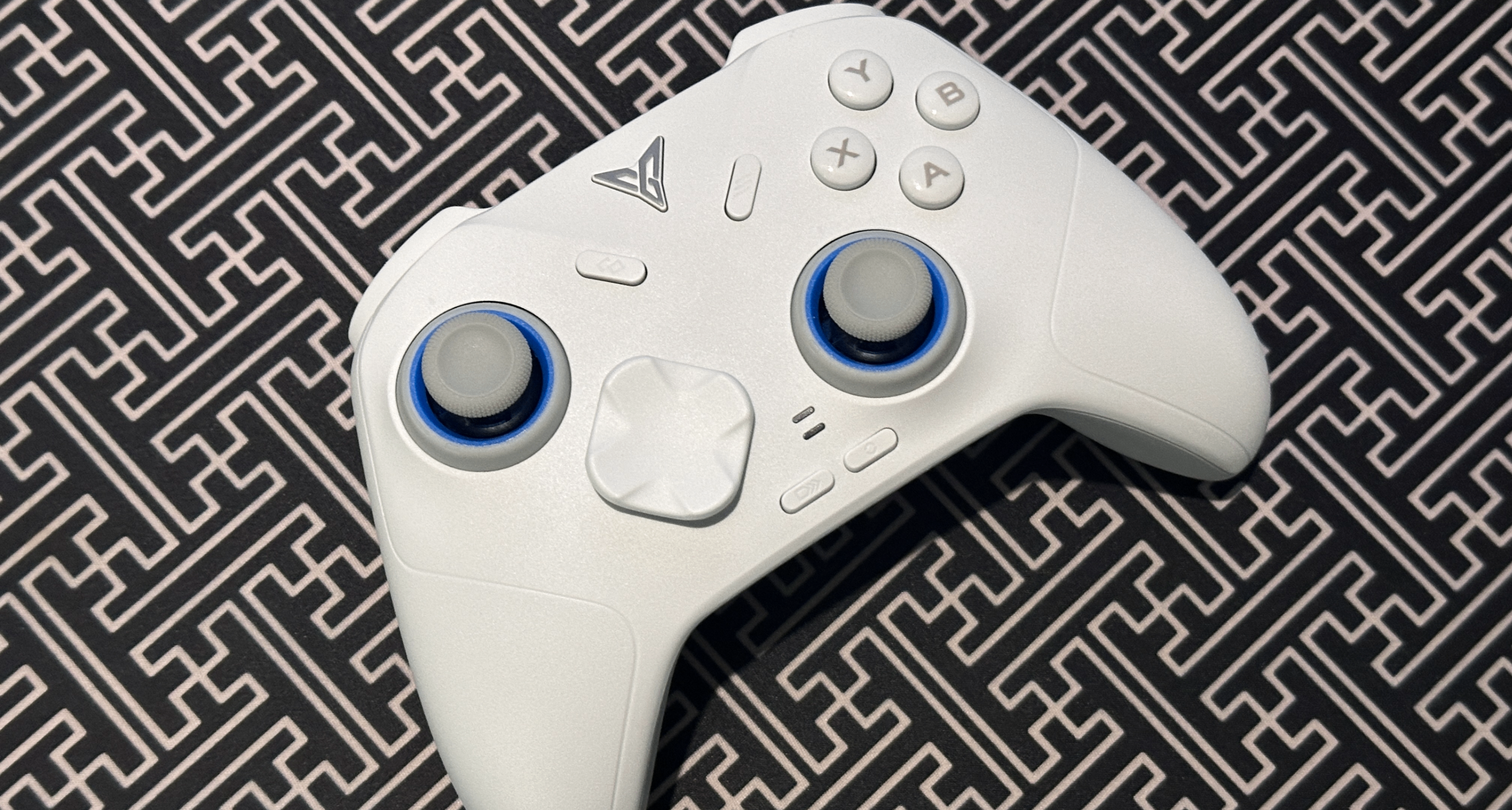 統統下放！堆料滿滿，真正的狼王迴歸？——飛智冰原狼4