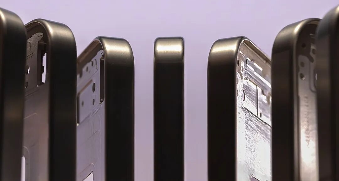 最窄邊框、最硬機身！剛公佈這新機外觀，有點好看啊