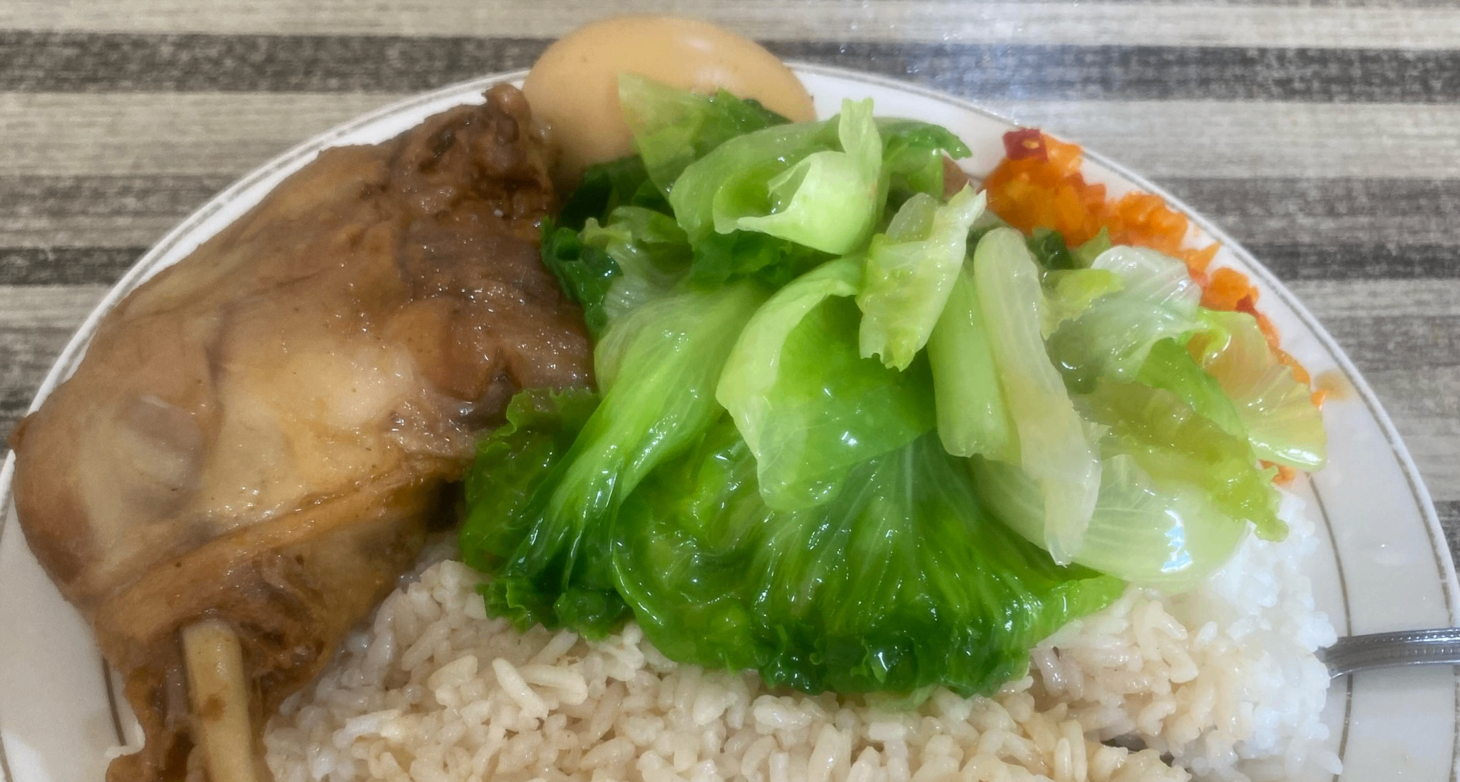 沙縣小喫 12 元雞腿飯減肥餐火了， 5 個沙縣人裏就有 1 個幹這行