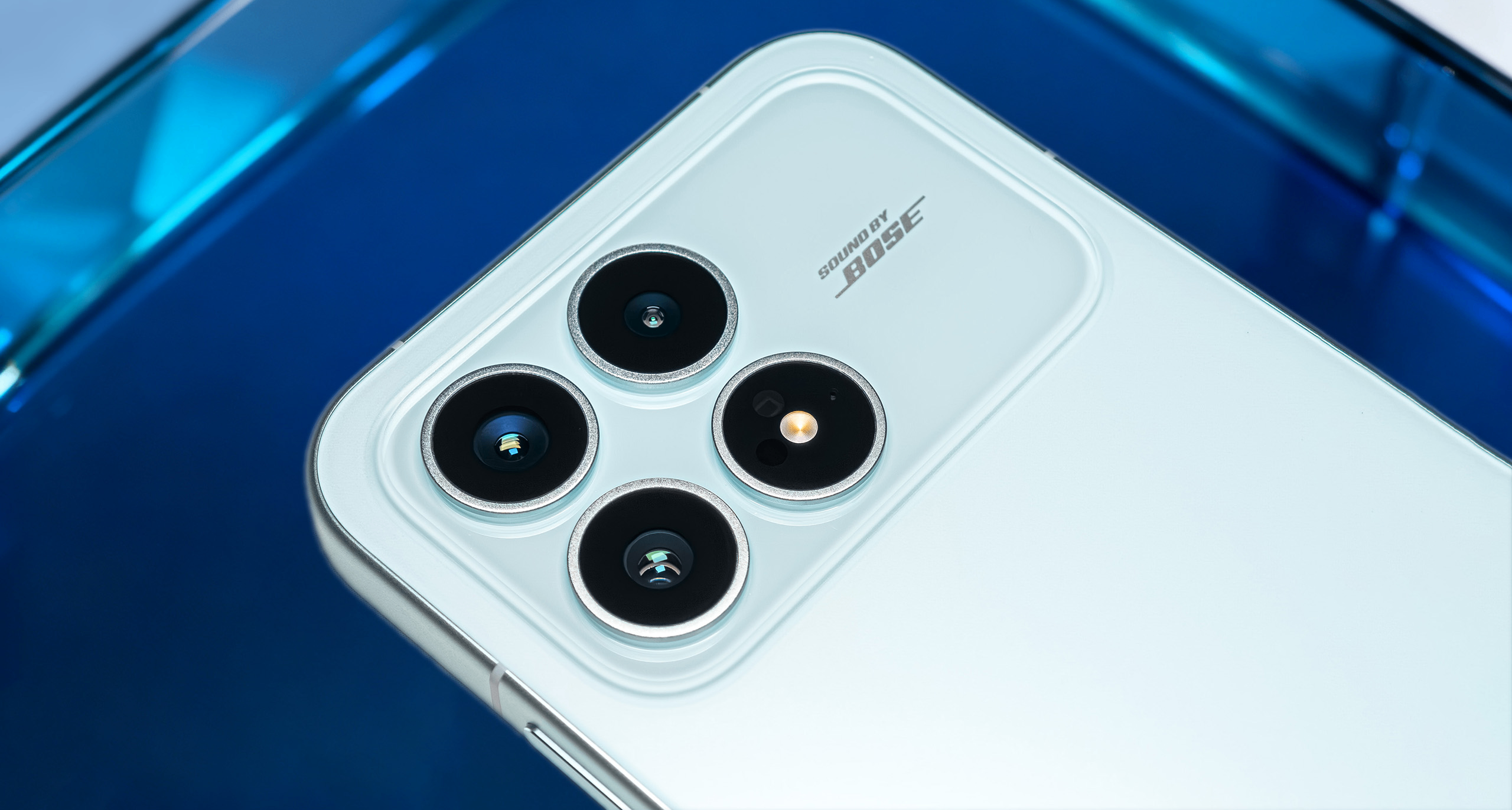 REDMI K90體驗：在小米改變的一年，最不變的次旗艦性價比守門員