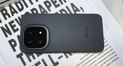 官方比賽用機有多強?KPL選它到底憑什麼?iQOO 15深度測評!