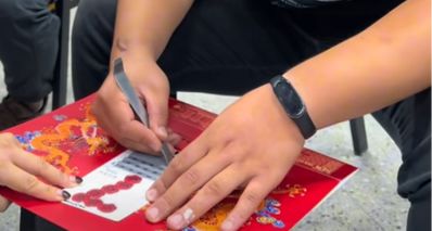 刮百萬大獎請假去兌獎竟是假彩票,工作人員回應:紙張手感都不對