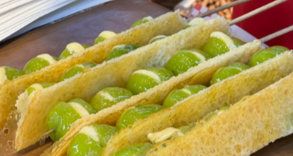 上海奶皮子糖葫蘆線上賣到98元一串，商家：最近它很火，貴正常