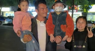 暖心!网红李维刚买了 5 根烤肠却付了 3 万块,网友:看不得这种