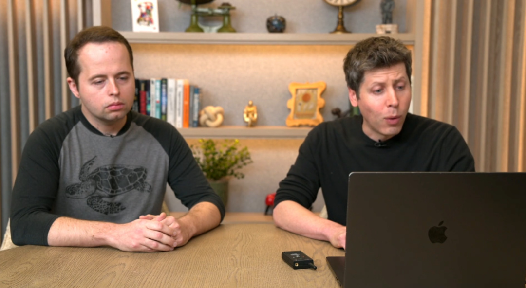 奥特曼直播挨骂，网友的攻击性给人看乐了。