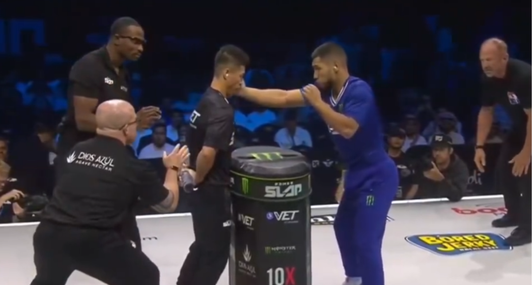 雖敗猶榮！通臂拳傳人趙鴻剛首戰扇耳光大賽，硬扛三回合遭 KO