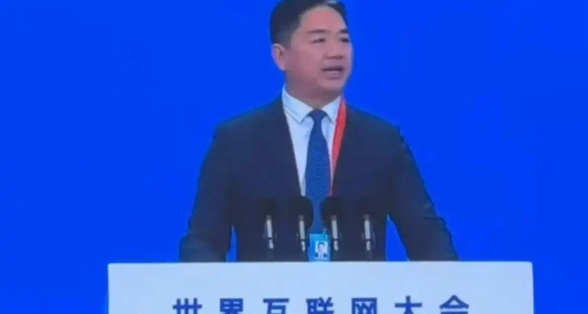 劉強東：只要夠努力，員工未來可能一週只需要工作一天甚至一小時