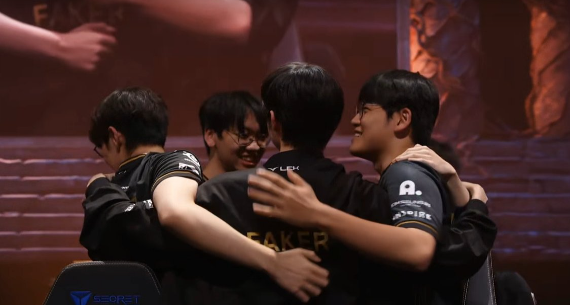 恭喜T1獲得S15總決賽冠軍