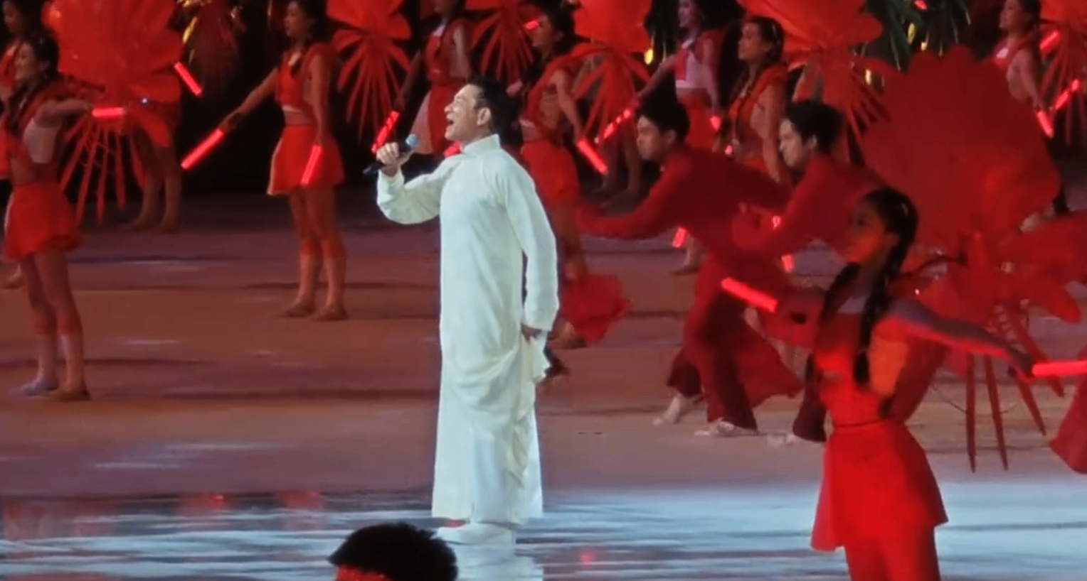 刘德华提前解冻！全运会开幕式上全场大合唱《中国人》