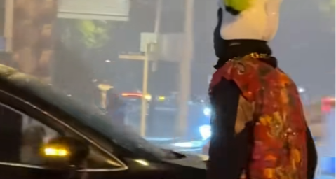 山東一外賣小哥救火致訂單超時賠 100 元，平臺 5000 元獎勵暖心