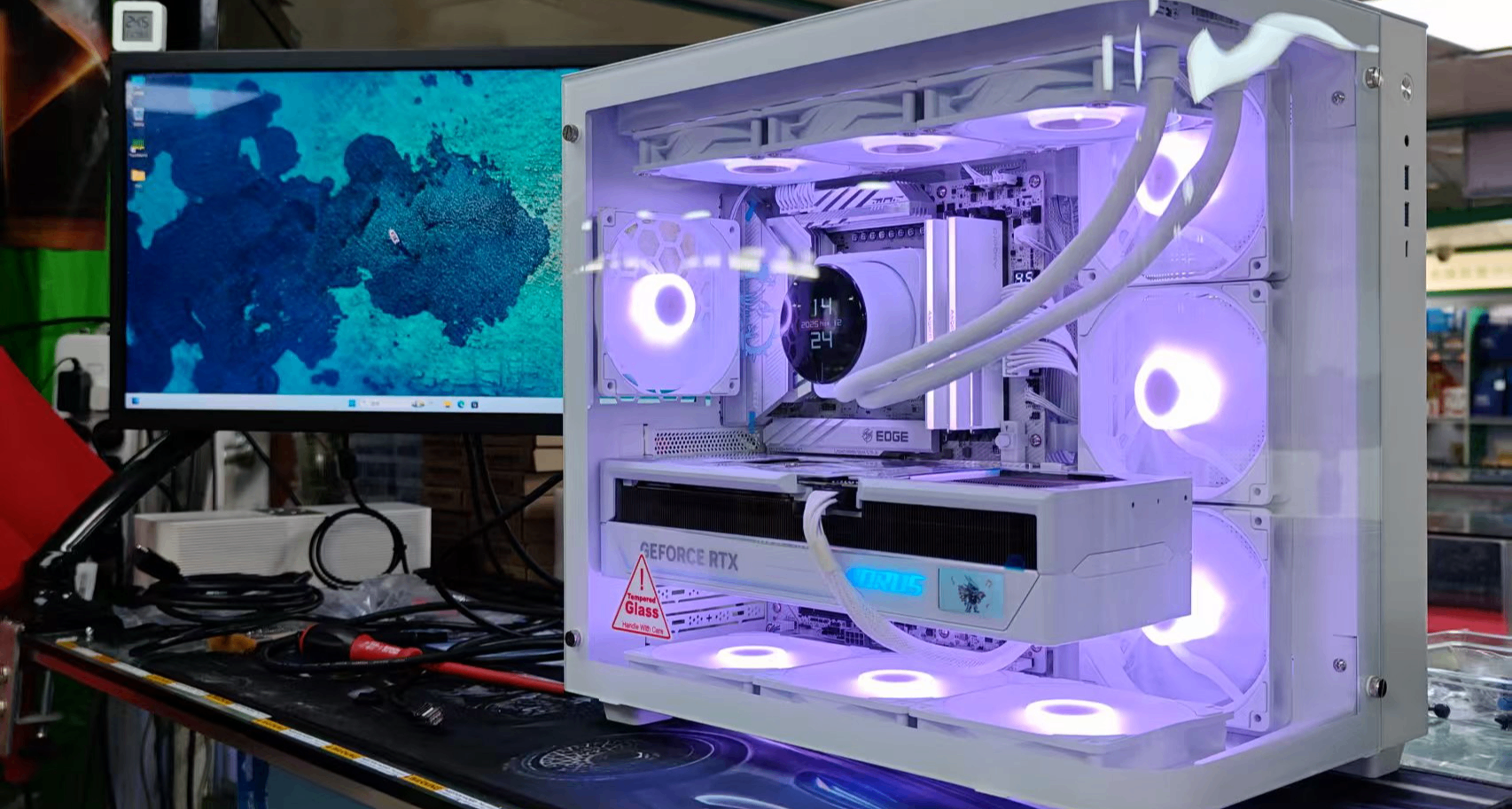 告別了顯卡焦慮，這屆裝機佬又撞上了SSD和內存條漲價